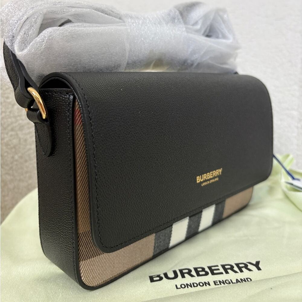 Last 1-Burberry Hampshire Small House Check & Leather Crossbody NWT - Picture 4 of 11